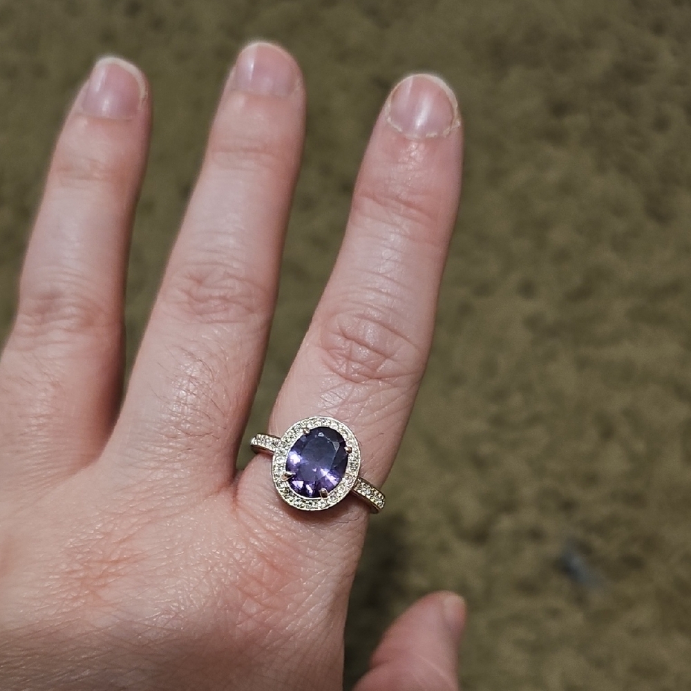 Elegant Purple Gemstone Ring